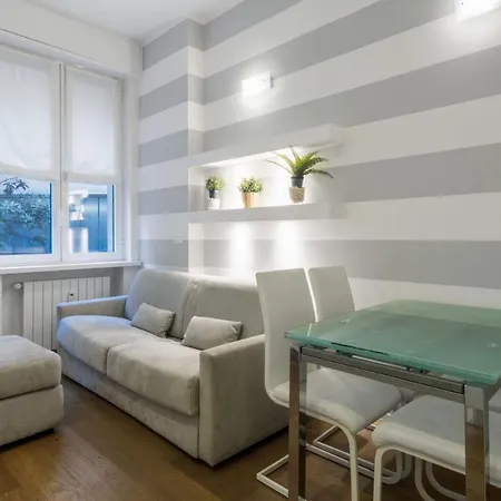 Διαμέρισμα Easylife - San Babila - Elegante E Rifinito Bilocale Nel Cuore Della Citta